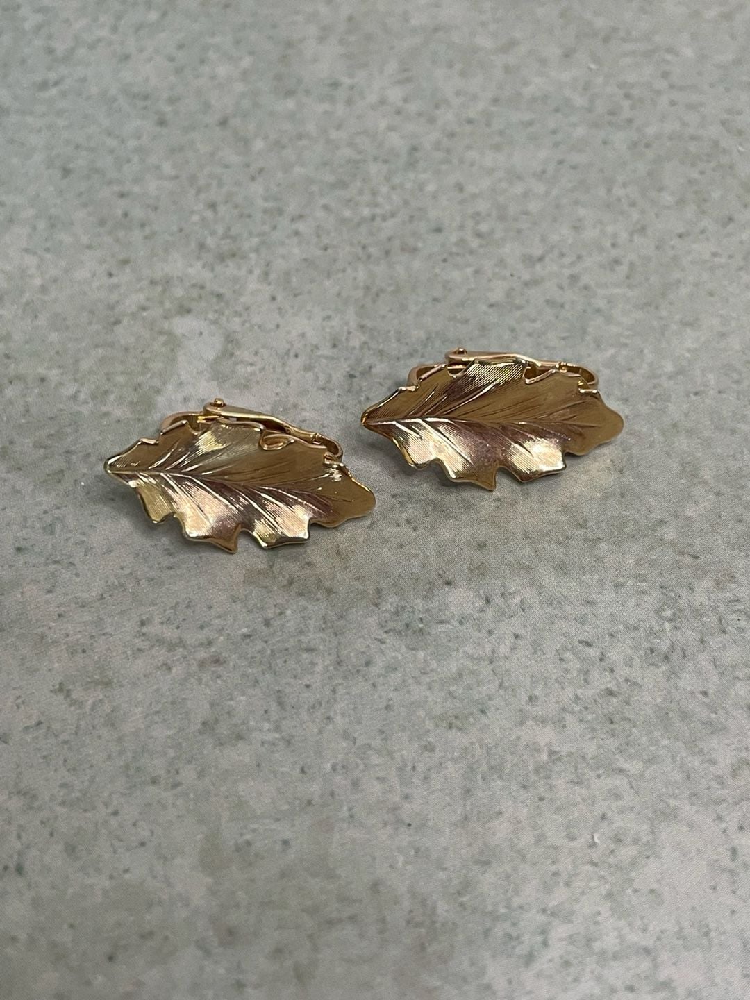 Monet Gold Tone Leaf Clip-On Earrings 3