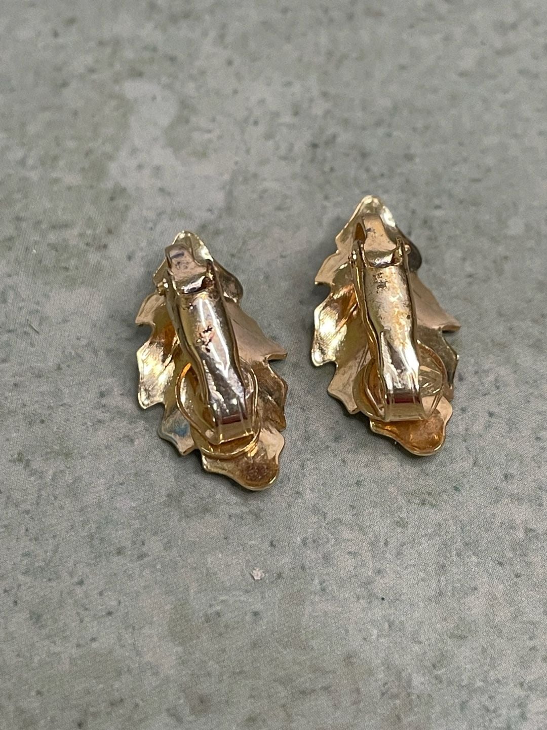 Monet Gold Tone Leaf Clip-On Earrings 4