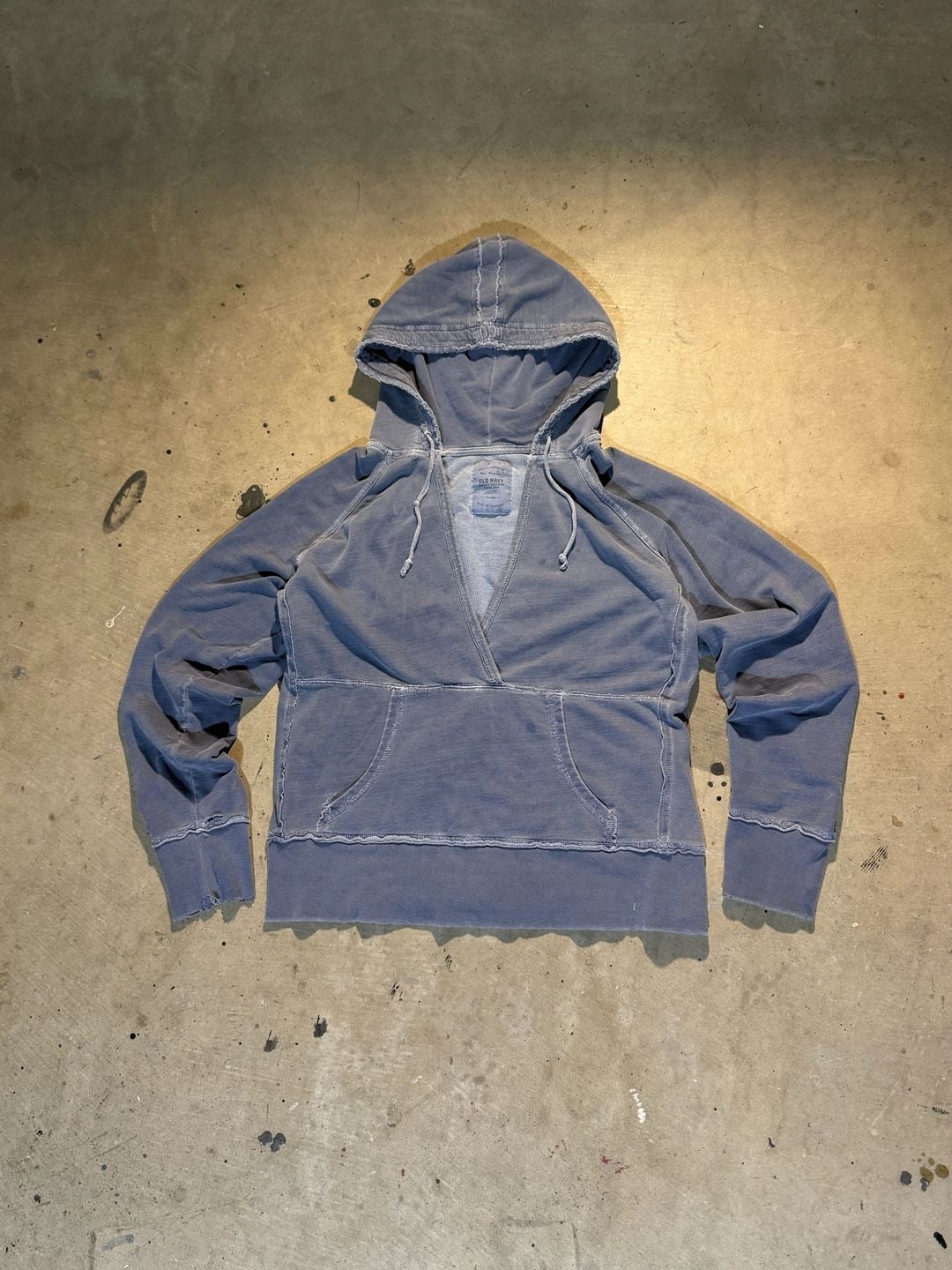 Old Navy Hoodie Size XLarge Blue Distressed V-Neck Activewear Pullover 1