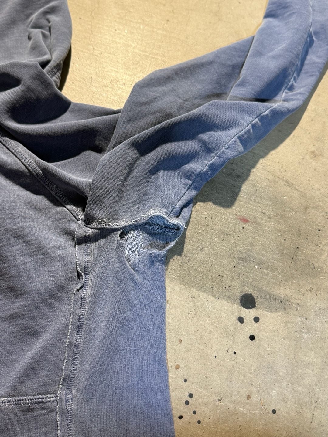 Old Navy Hoodie Size XLarge Blue Distressed V-Neck Activewear Pullover 4