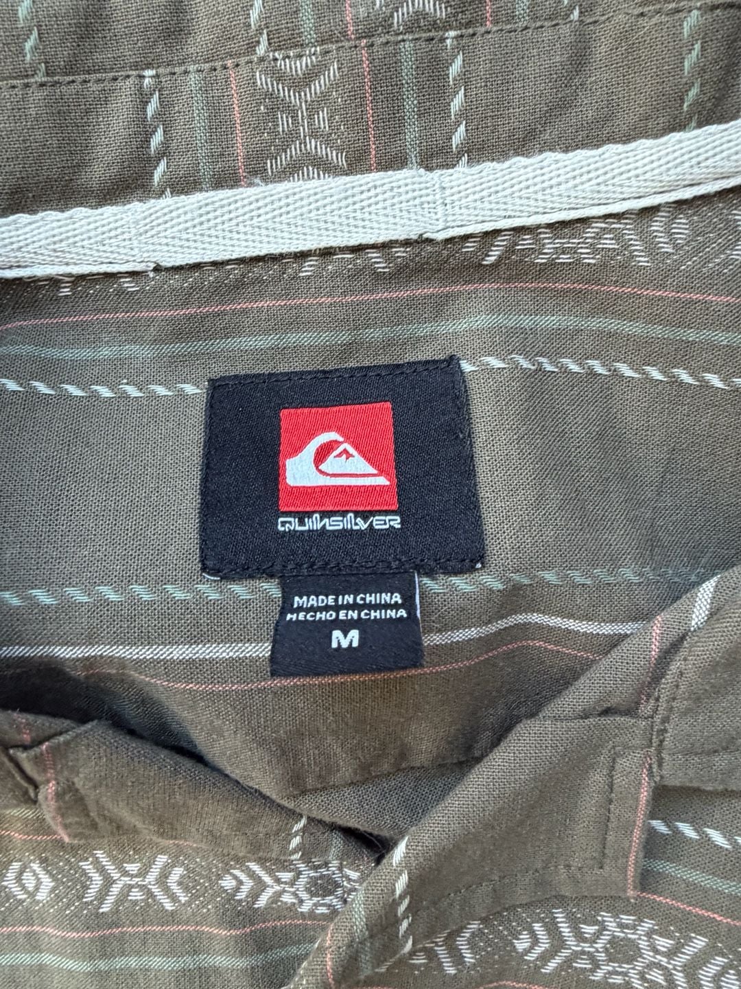 Quiksilver Button Down Shirt Size M Green Tribal Aztec Short Sleeve 4