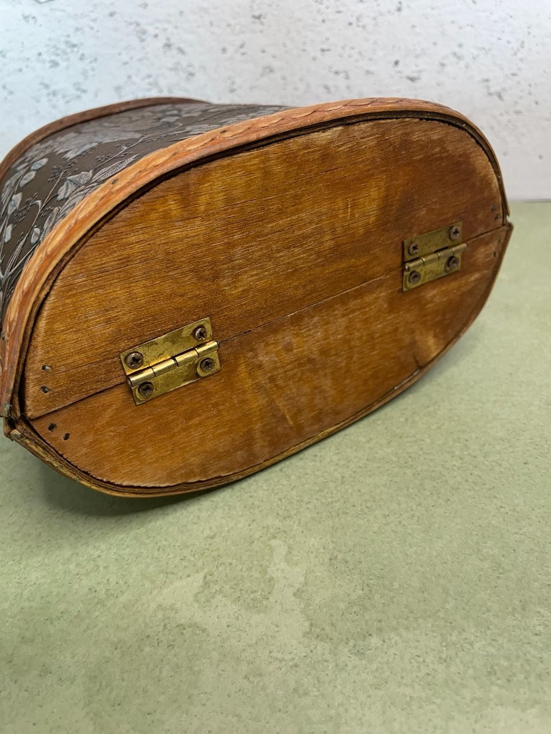 Vintage Wooden Handbag Floral Embossed Purse Rattan Wrapped Handle 6