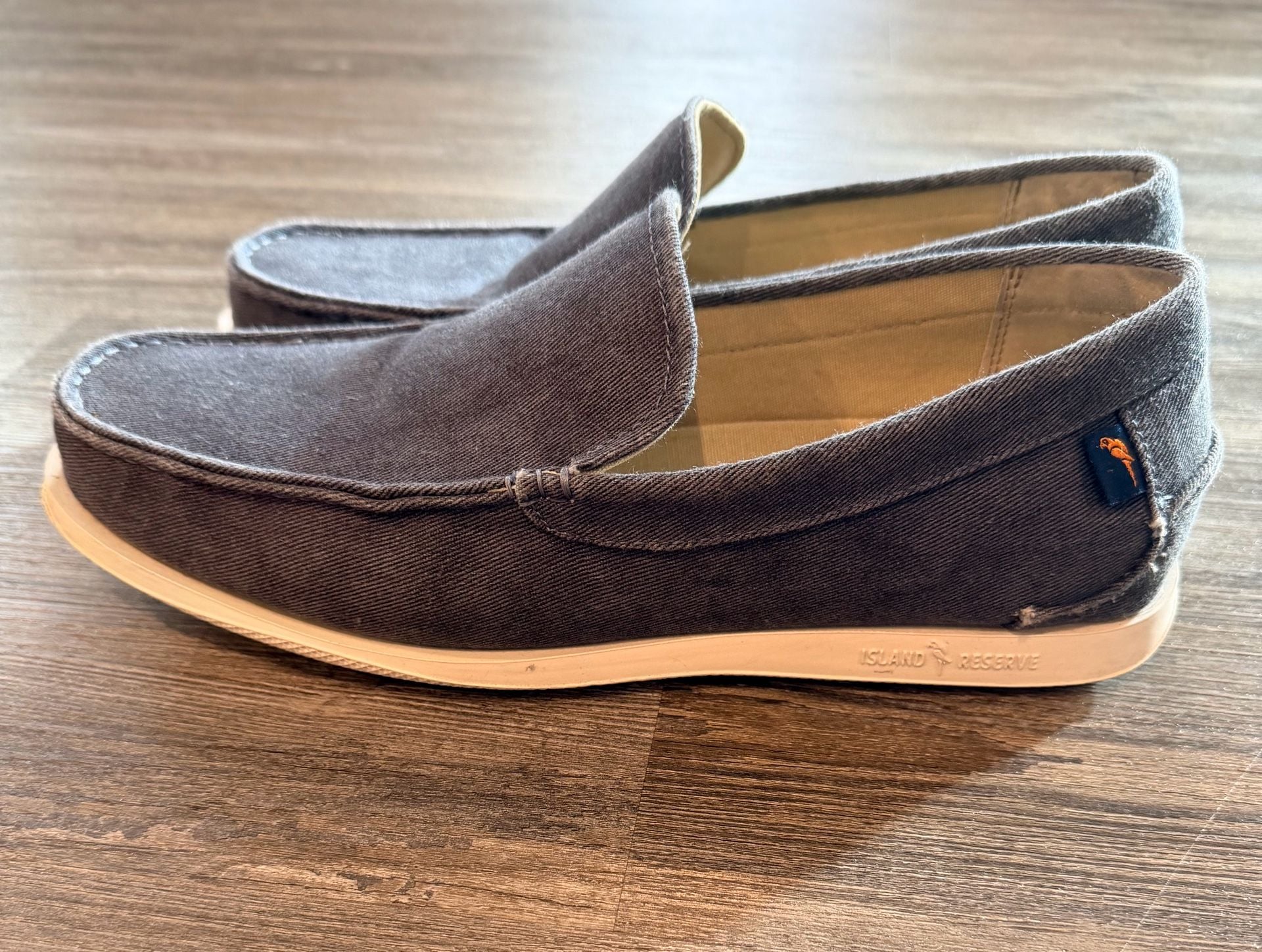 Margaritaville Island Reserve Slip-On Shoes Size 9.5 Grey Canvas Loafers 3