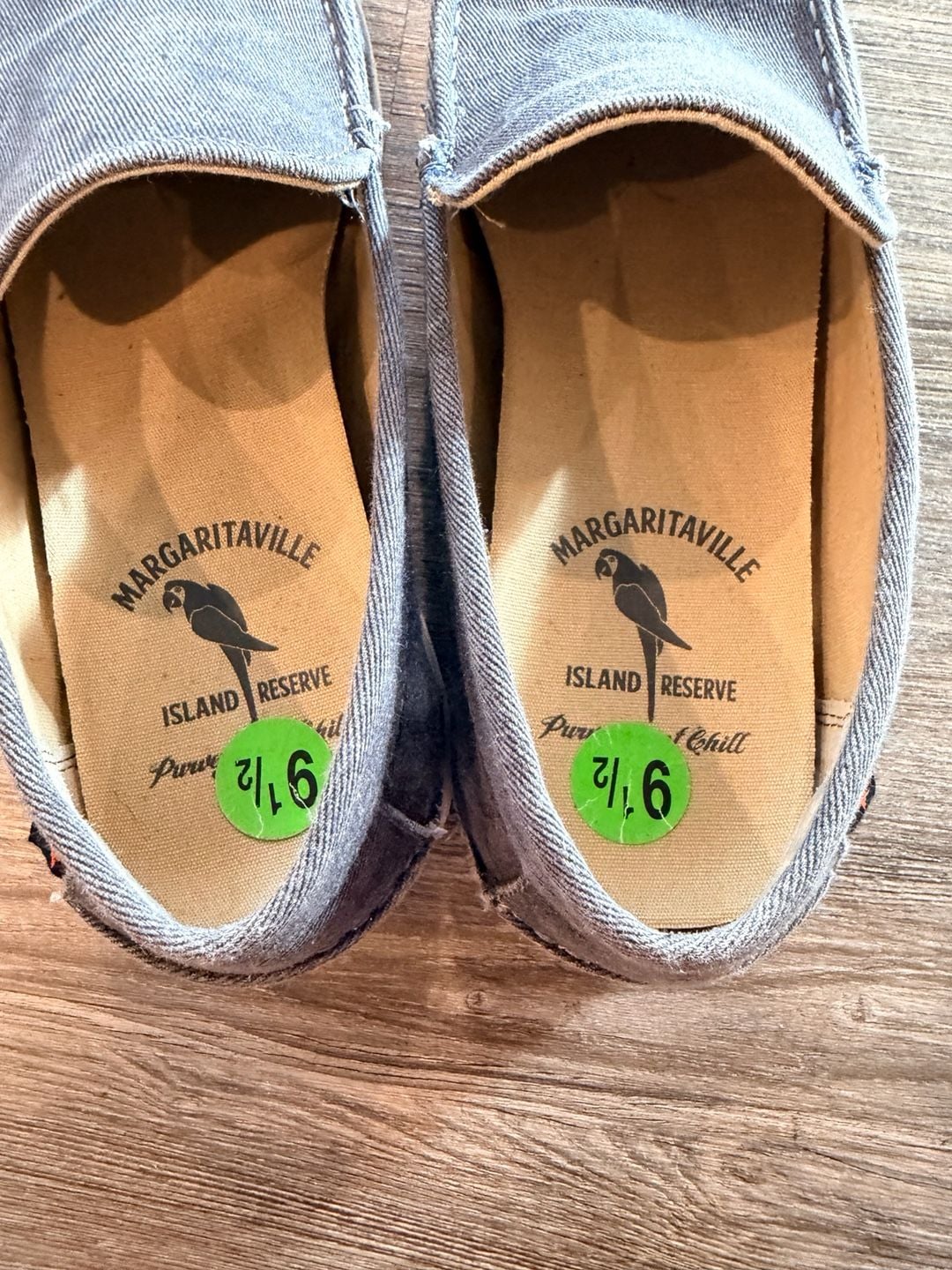 Margaritaville Island Reserve Slip-On Shoes Size 9.5 Grey Canvas Loafers 5