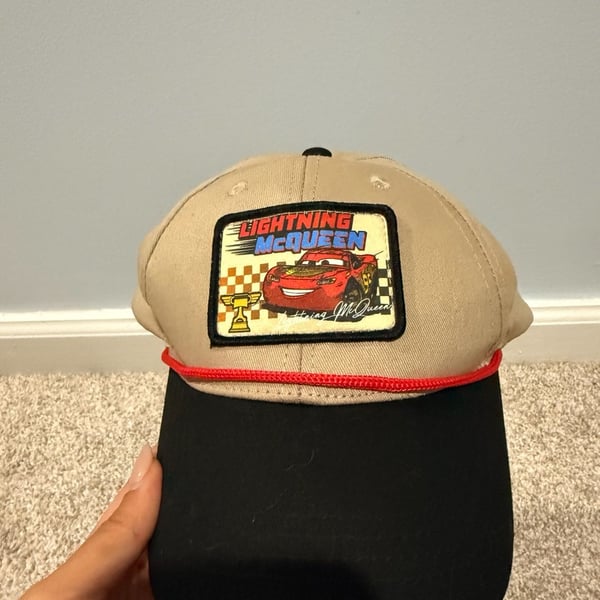 Disney Pixar Cars Lightning McQueen Patch Trucker Snapback Hat Tan Black