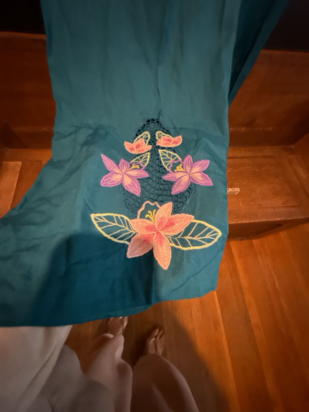 70’s Vintage Boho Embroidered Floral Teal Wide Leg Pants 4