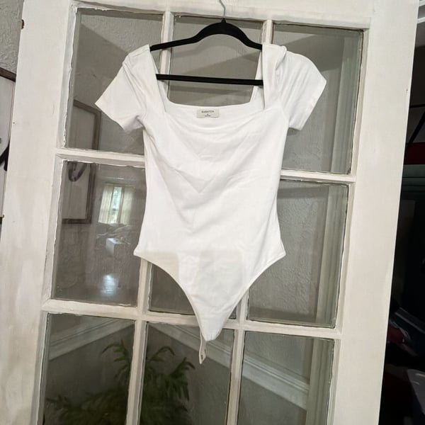 Babaton Original Contour Manner Squareneck Bodysuit Size M White