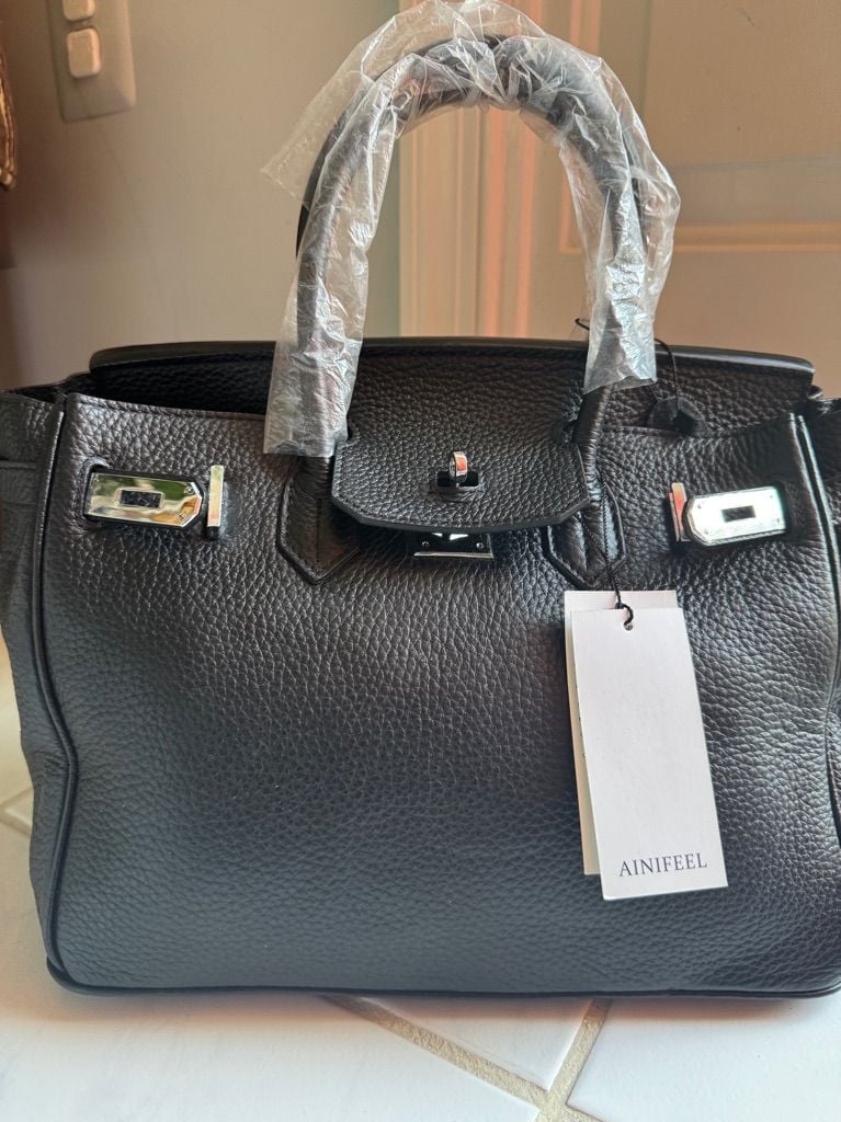 Ainifeel Genuine Leather Handbag Black New With Tags 2