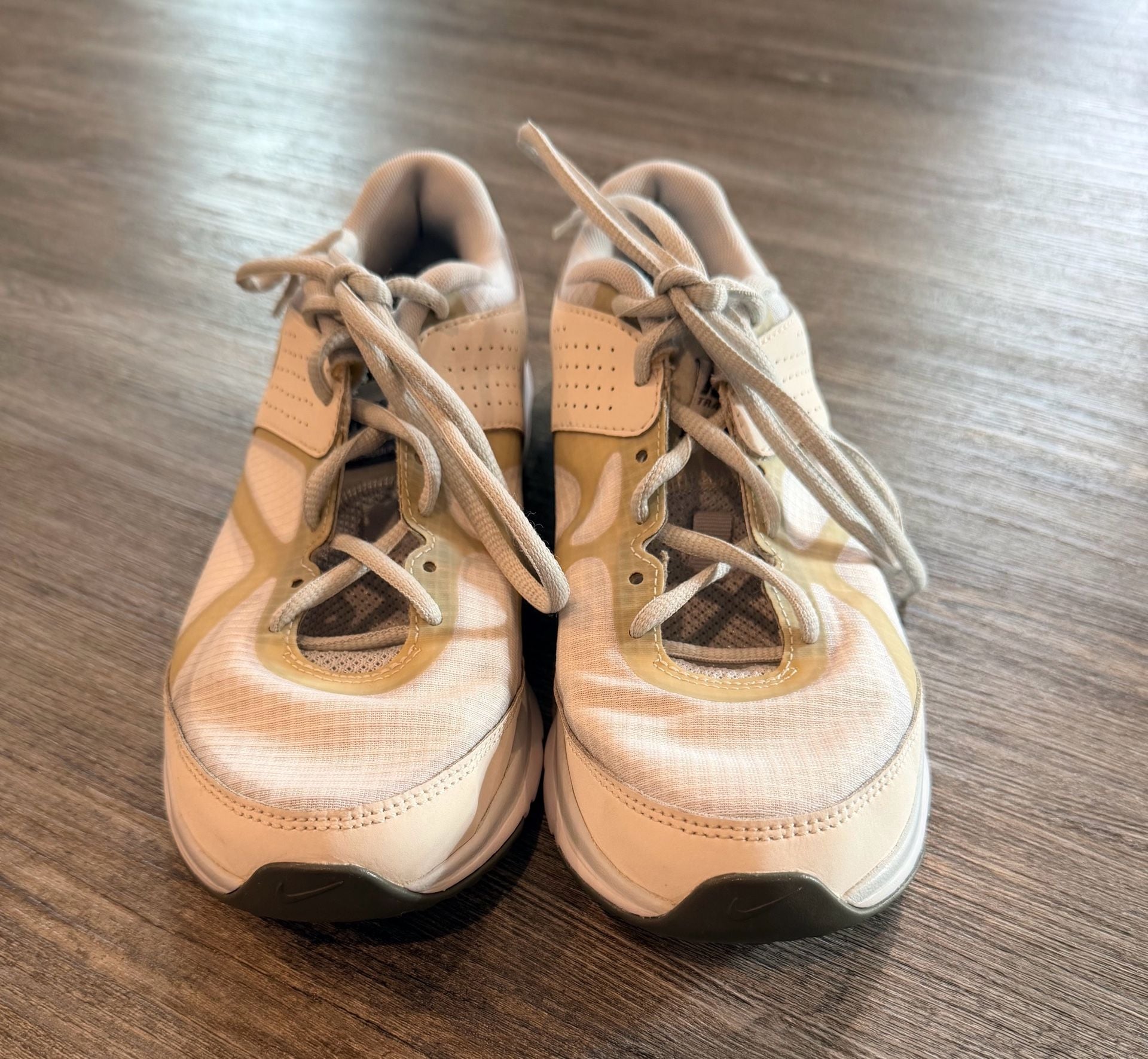 Nike Air Max Sculpt Size 7 Training Shoes White Gray 2