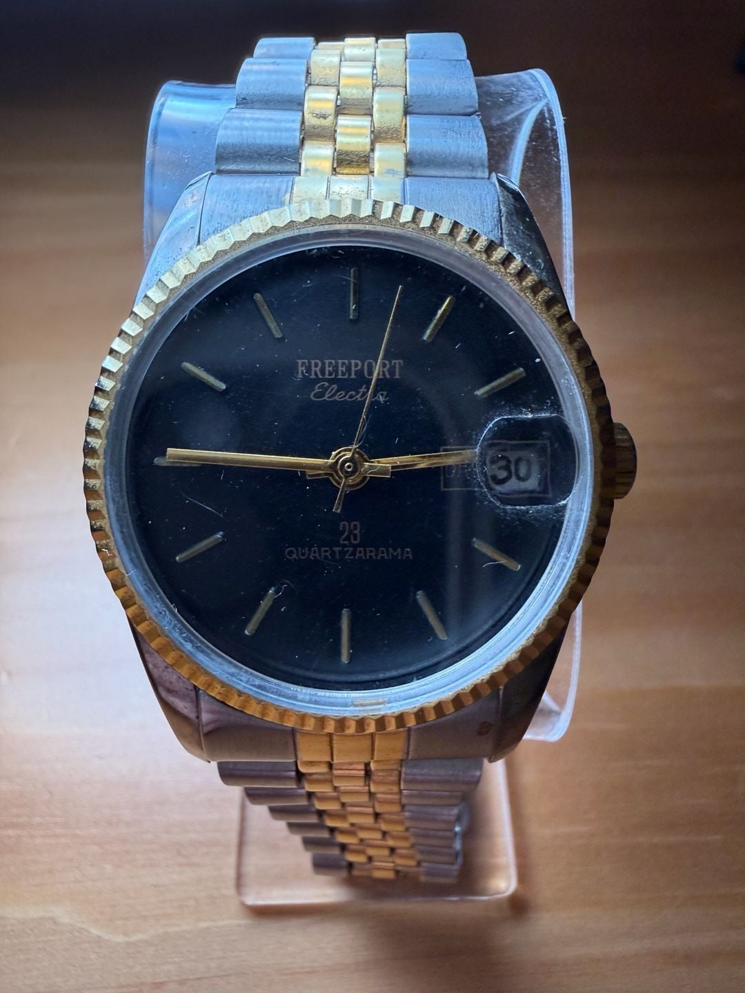 Vintage Men’s Freeport Electra 23 Quartz Mechanical Watch 3