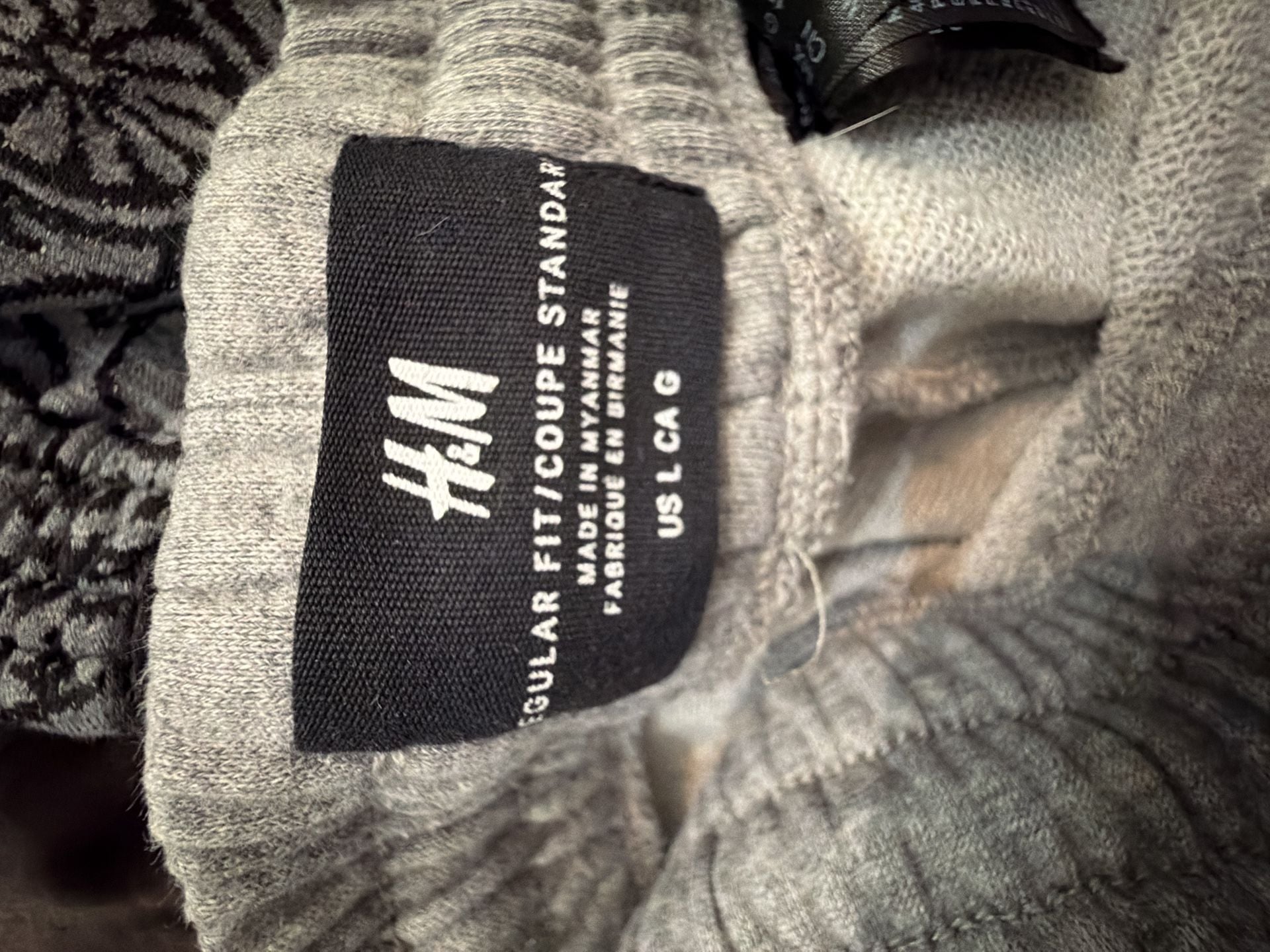 H&M Sweat Shorts Size L Gray Regular Fit Drawstring Raw Hem 3