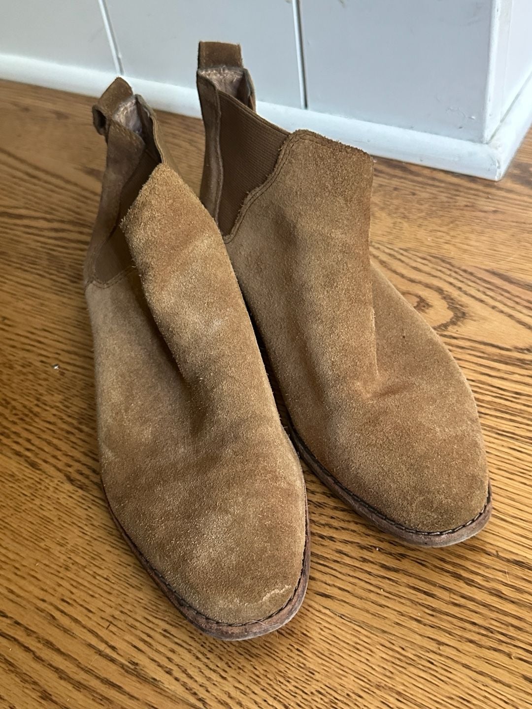 Madewell Suede Caramel Chelsea Boots - Size 7.5 3