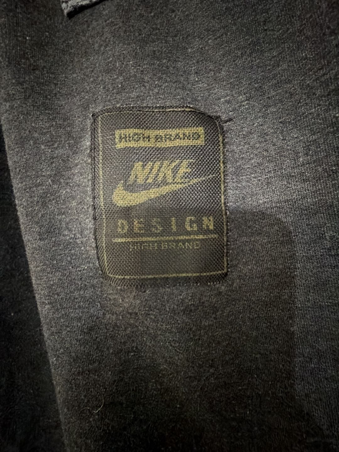 Nike Sweat Shorts Grey Yellow Stripe Patterned Pockets 3