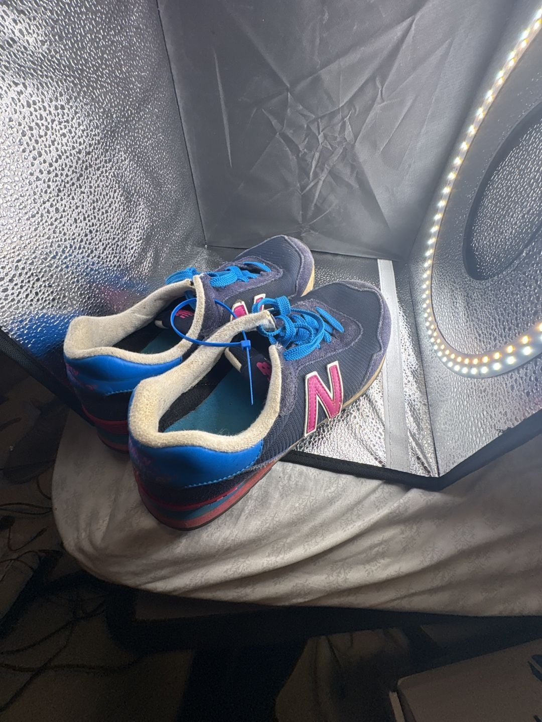 New Balance 515 Size 10 Navy Blue Pink Sneakers 3