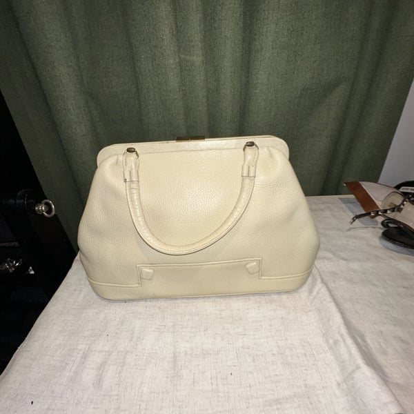 Jaber Vintage Cream Leather Kiss Lock Handbag Paisley Lining