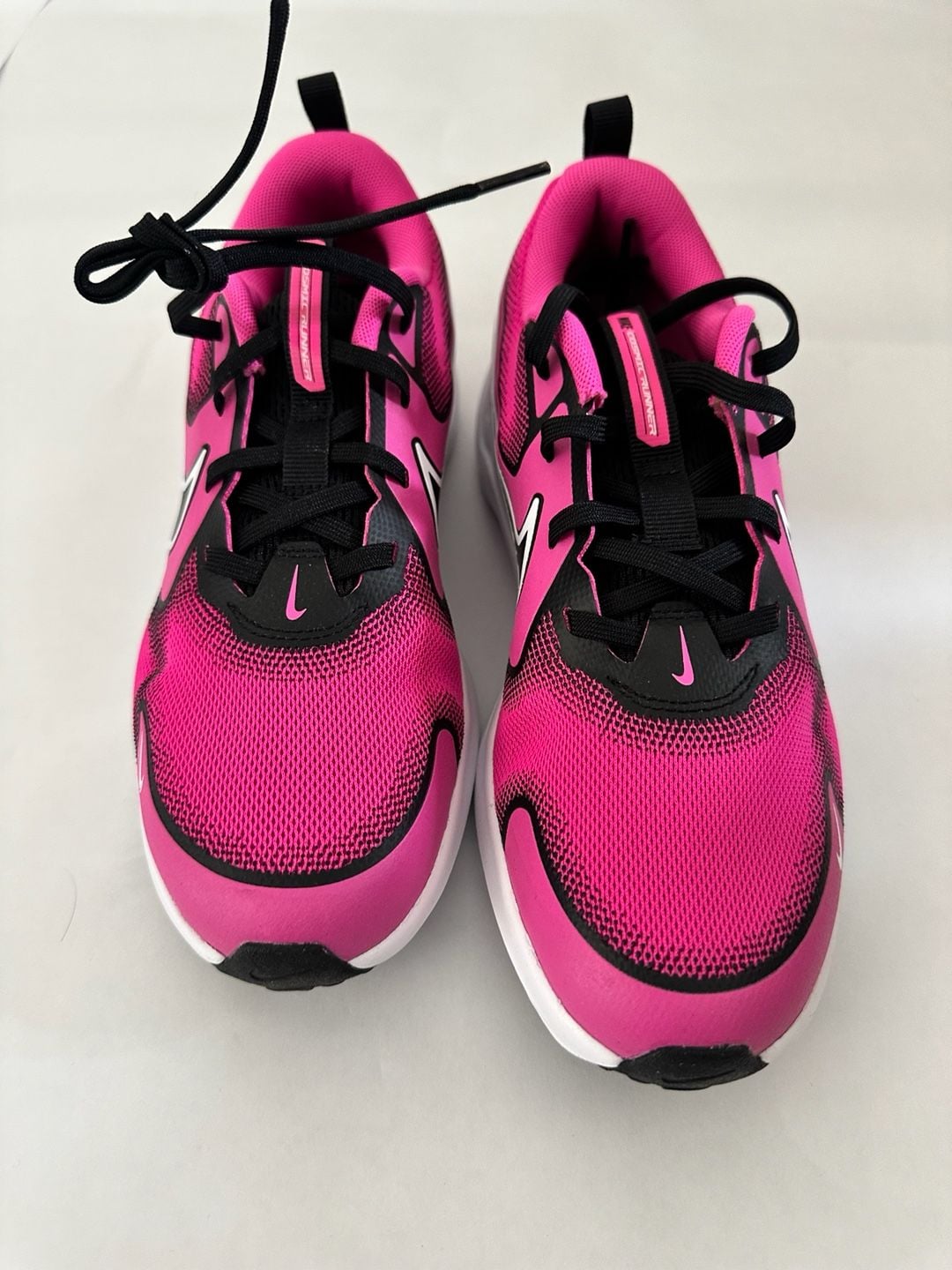 Nike Cosmic Runner 6 Youth 2
