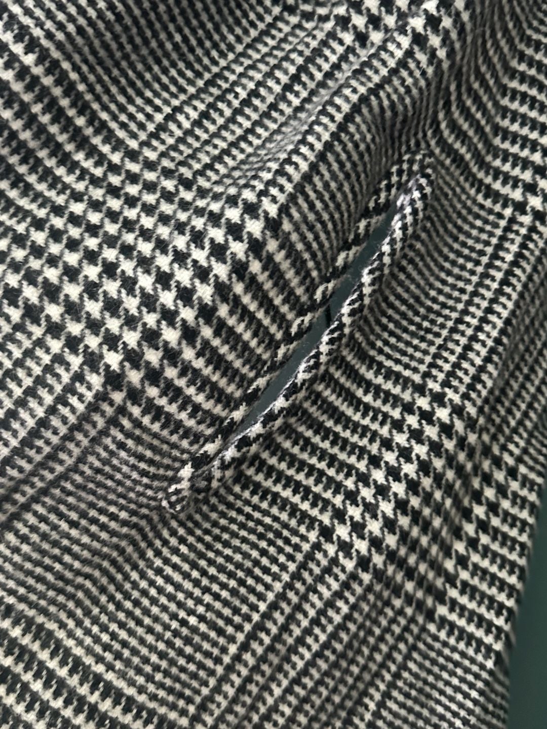 J.Crew Black and White Houndstooth Scarf Cape in Wool 2
