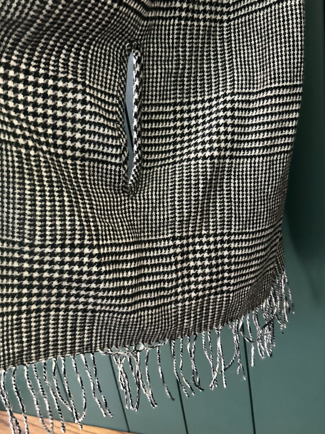 J.Crew Black and White Houndstooth Scarf Cape in Wool 3