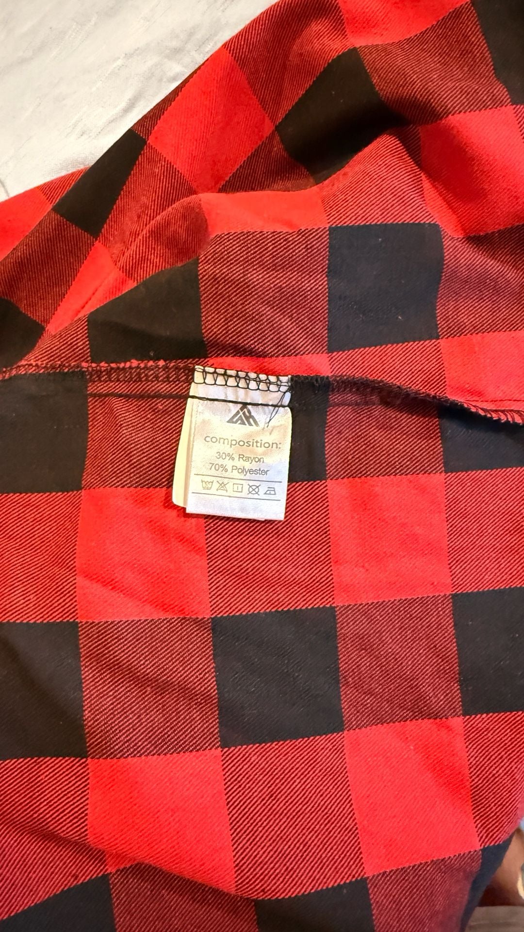 AH Flannel Hooded Shirt Size L Red Black Plaid Long Sleeve Button Down 5