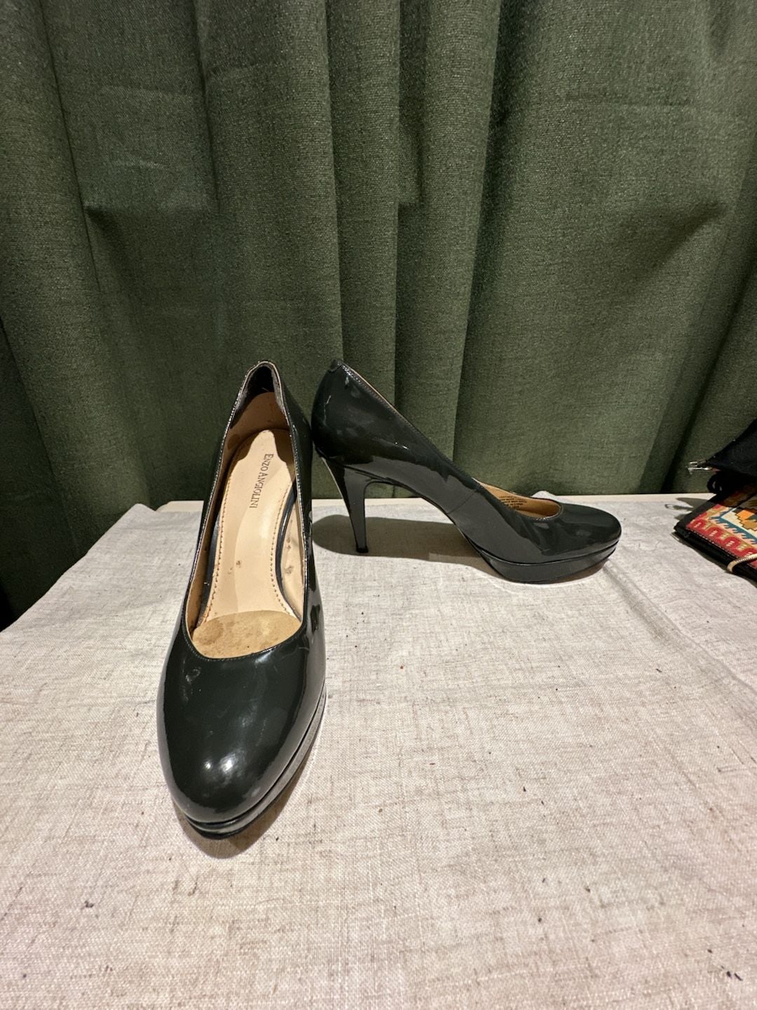 Enzo Angiolini Platform Pumps Patent Leather Gray 4