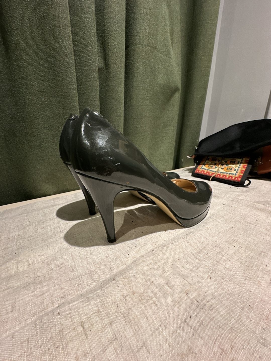 Enzo Angiolini Platform Pumps Patent Leather Gray 5