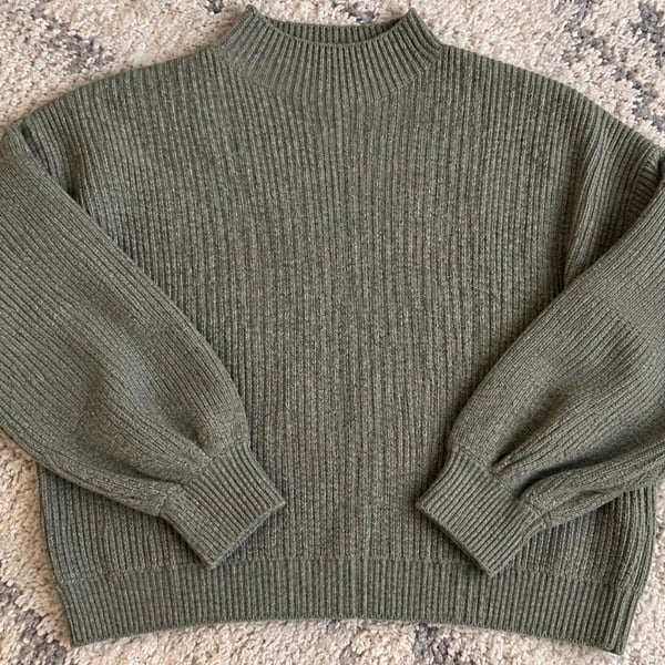 Pinque Green Ribbed Knit Sweater Medium