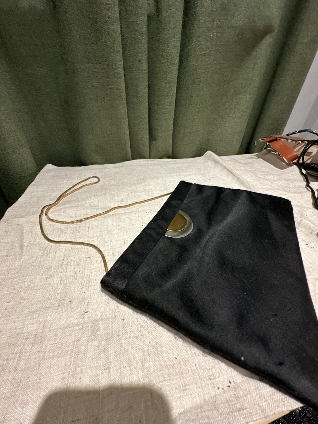 Reva Black Satin Clutch With Chain Strap 4
