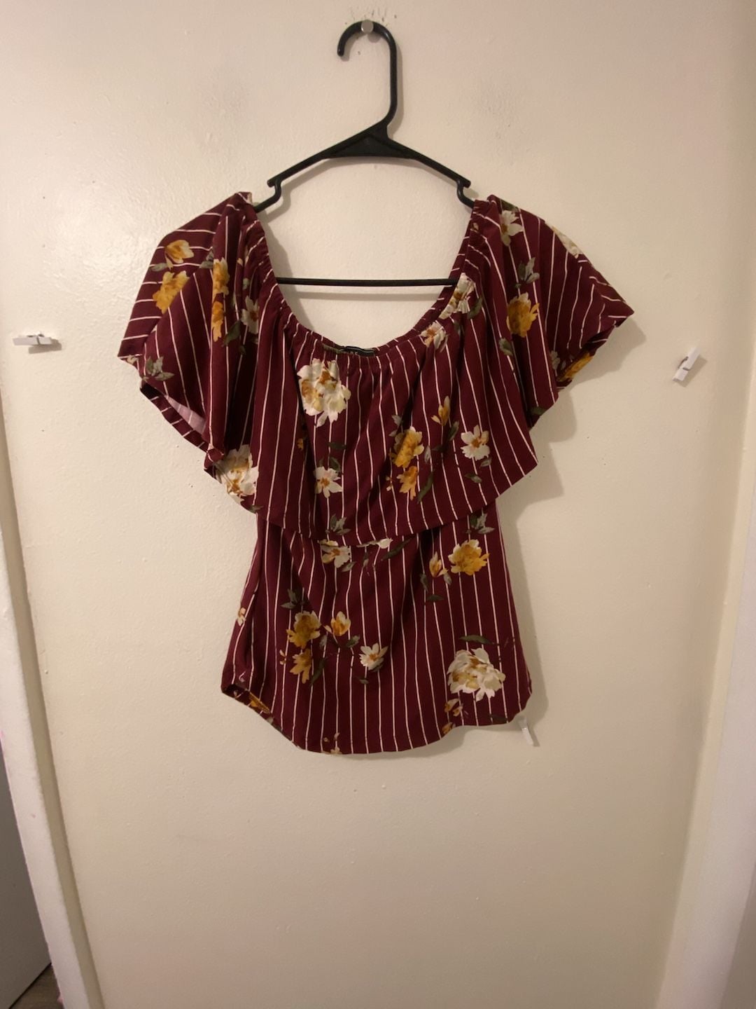 Vibe Sportswear Off Shoulder Top Size M Burgundy Floral 2