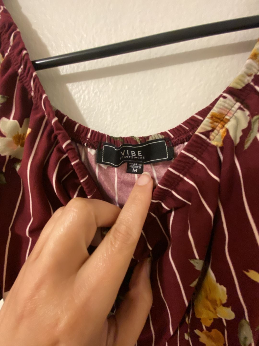 Vibe Sportswear Off Shoulder Top Size M Burgundy Floral 4