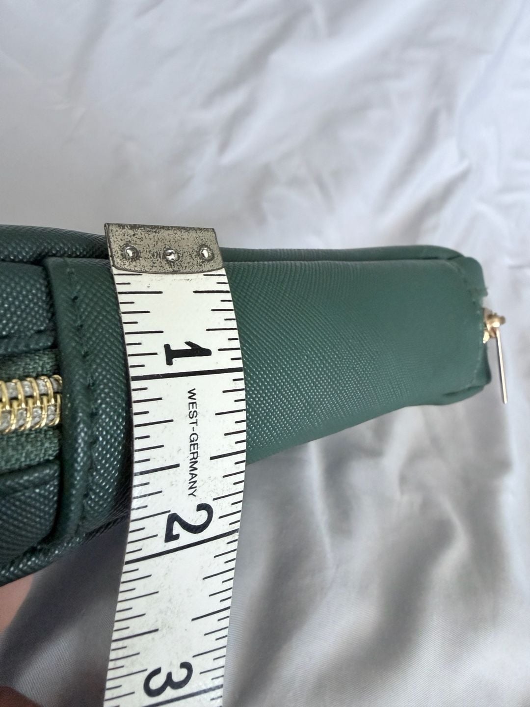Graff Korean Air Amenity Kit Green Travel Makeup Bag Pouch 9