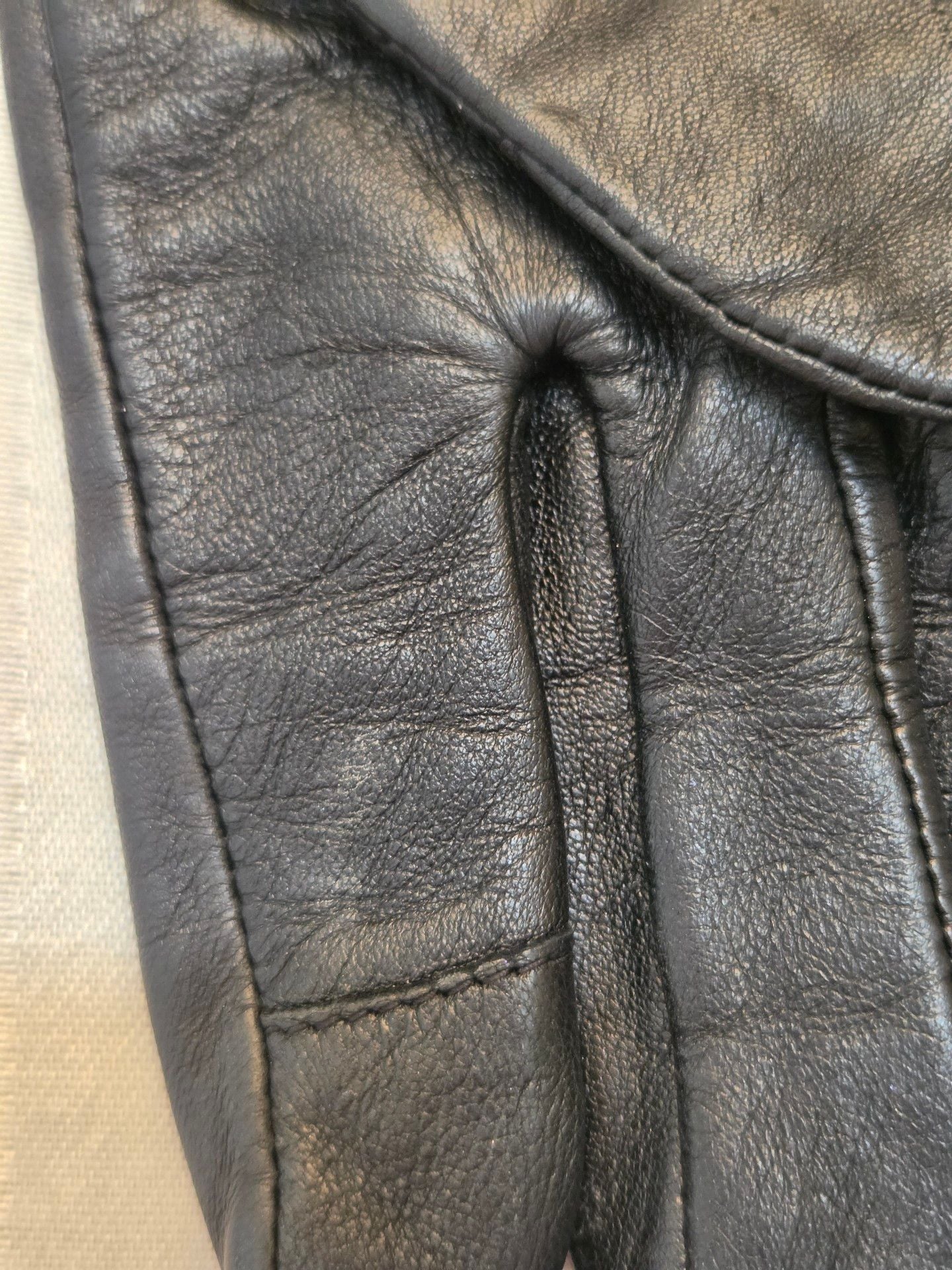 Michael Kors Leather Gloves Black 5