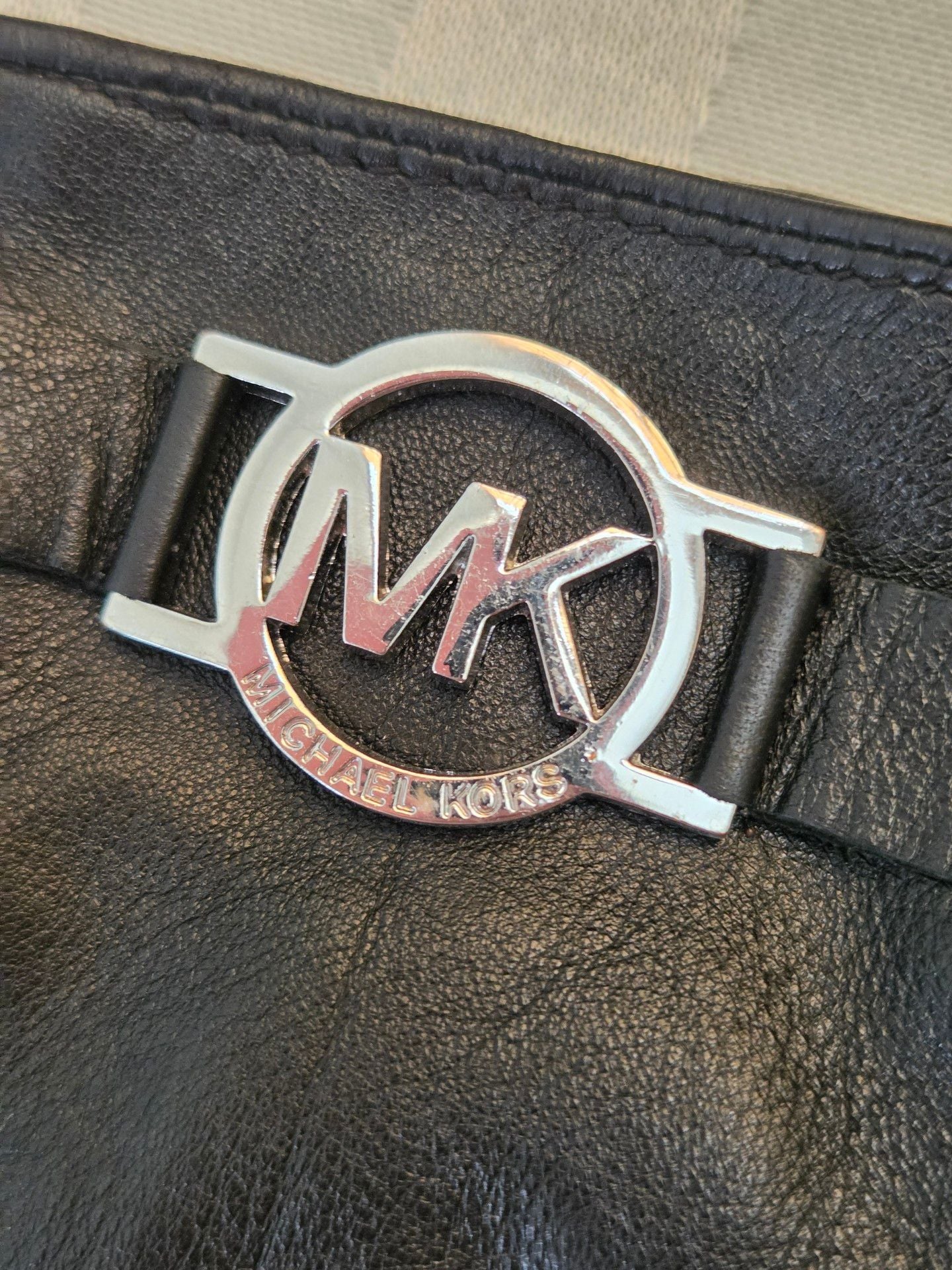 Michael Kors Leather Gloves Black 6