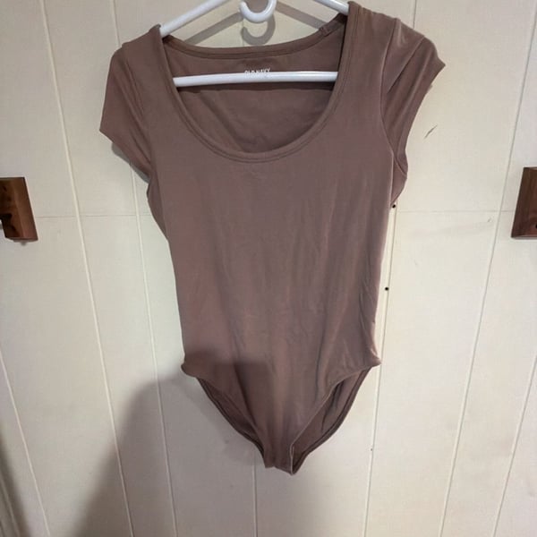 Old Navy Scoop Neck Bodysuit Size M Brown Dusted Chocolate