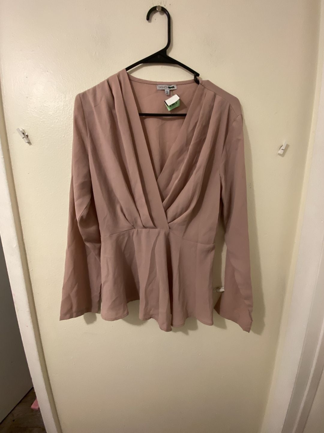 Fashion Nova Size L Mauve V-Neck Long Sleeve Peplum Top 2