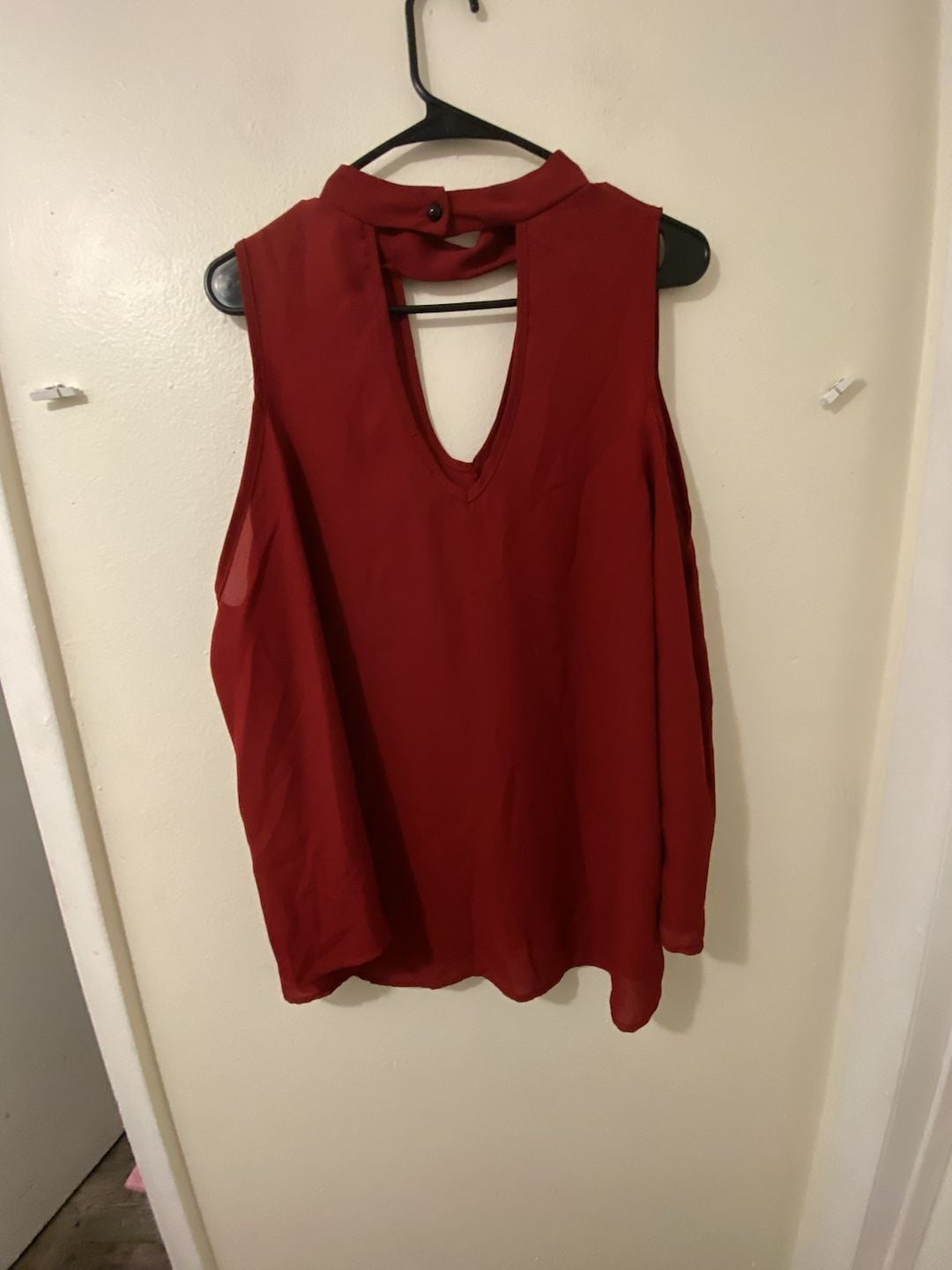 Charlotte Russe Blouse Size XL Red Choker Cold Shoulder 4