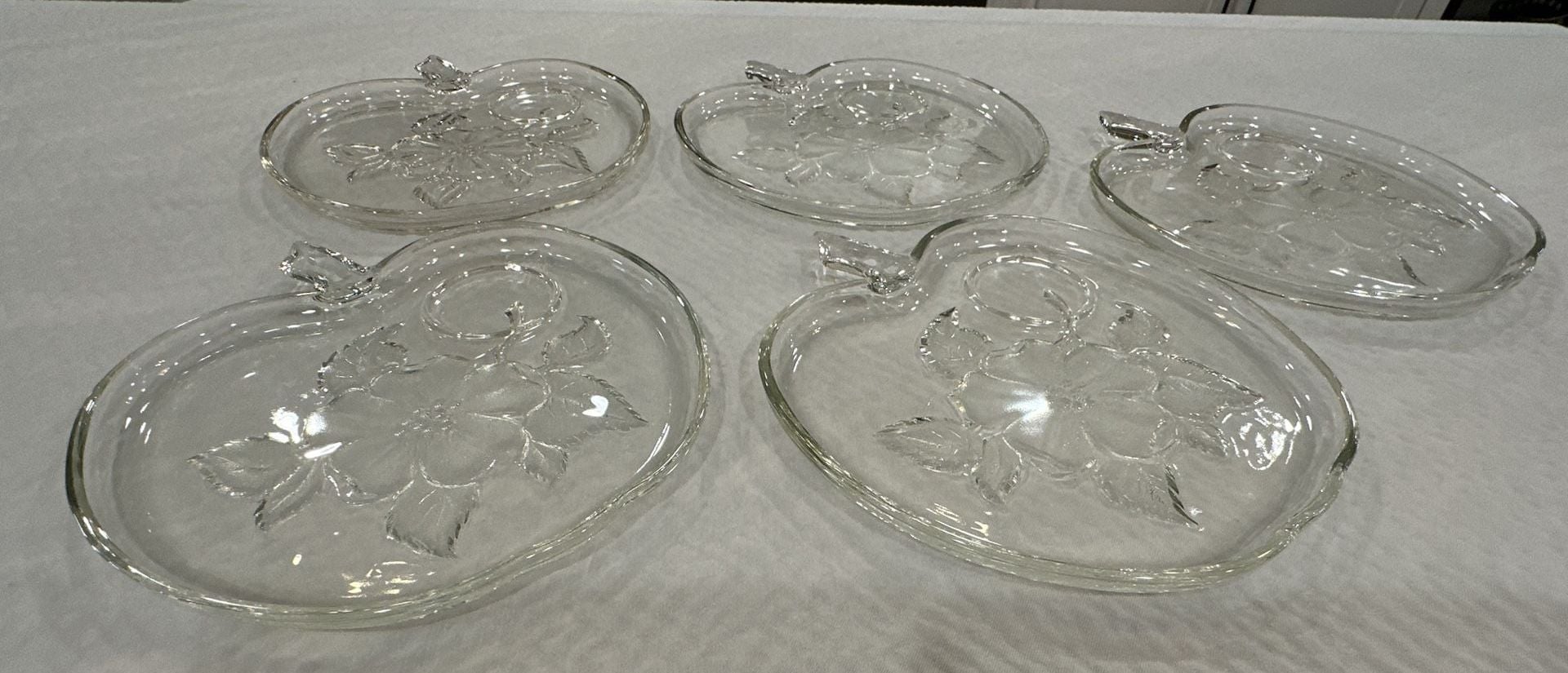 VTG Hazel Atlas Glass Snack Plates Dishes Orchard Apple Shaped Blossom Set Of 5 3