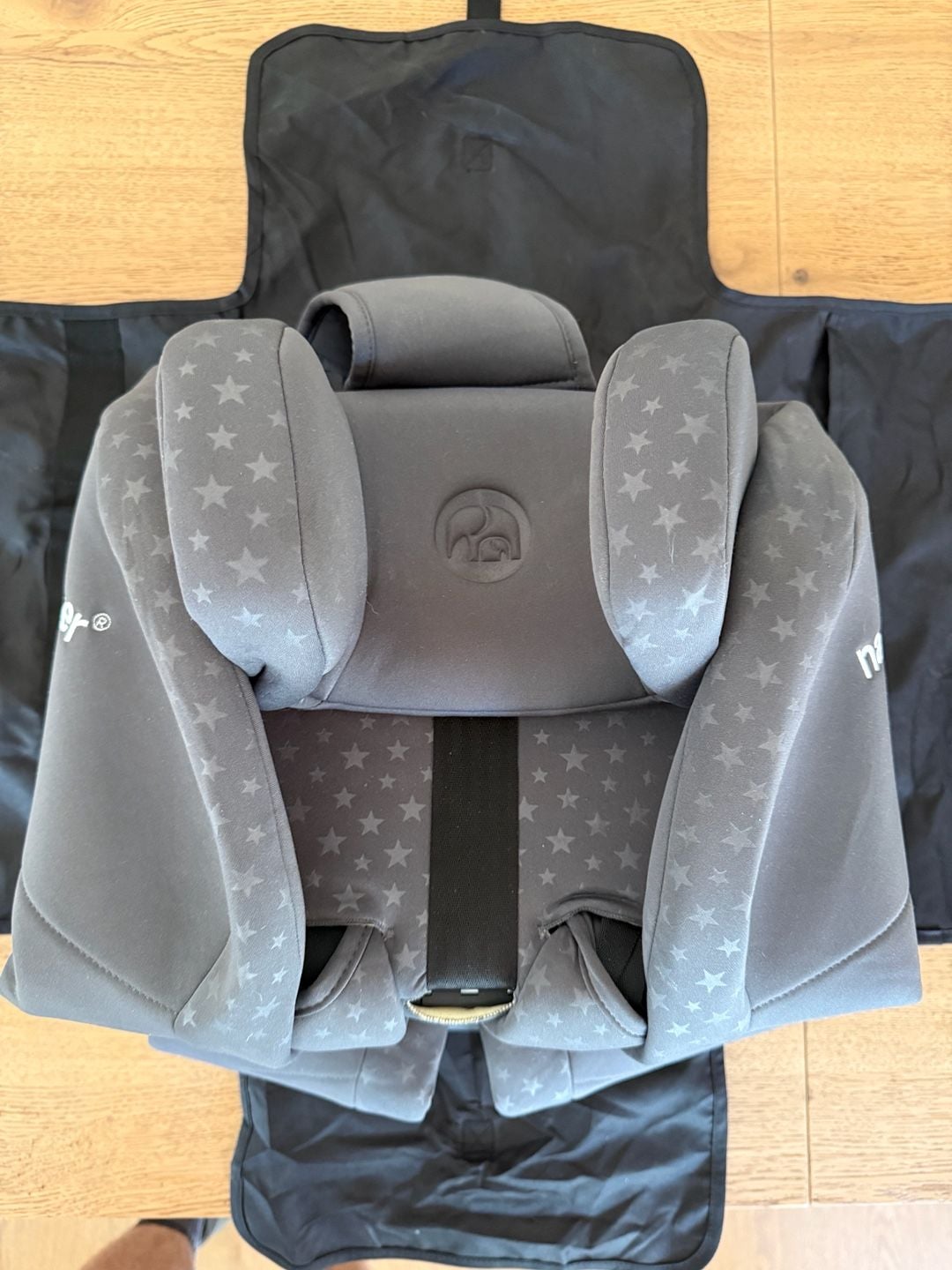 HyFive WORLD inflatable car seat for travel 12