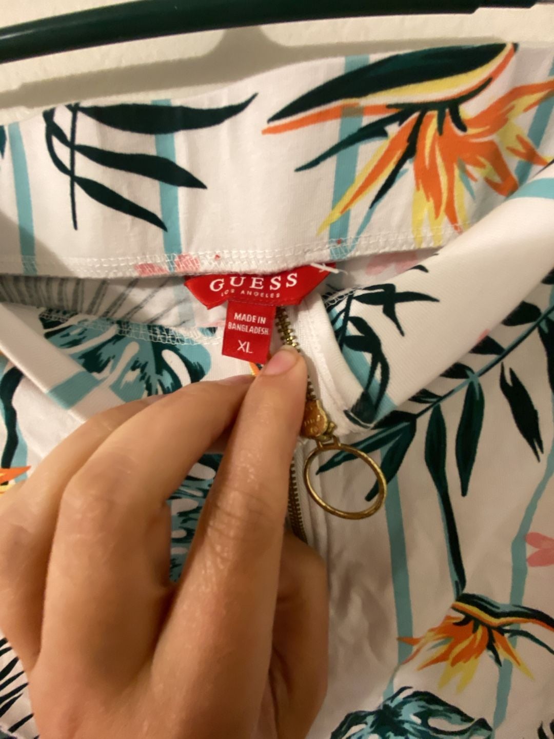 Guess Off-The-Shoulder Floral Top Size XL 3
