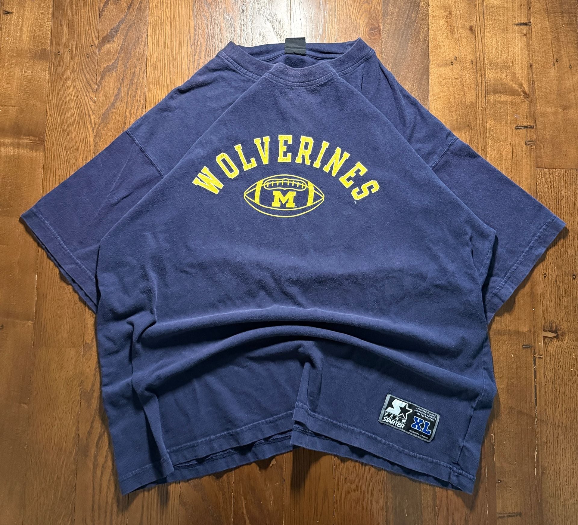 Team Starter Michigan Wolverines T-Shirt Size XL Blue Football 1