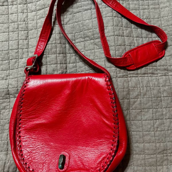 Juan Antonio Red Leather Crossbody Saddle Bag Whipstitch Stone Accent