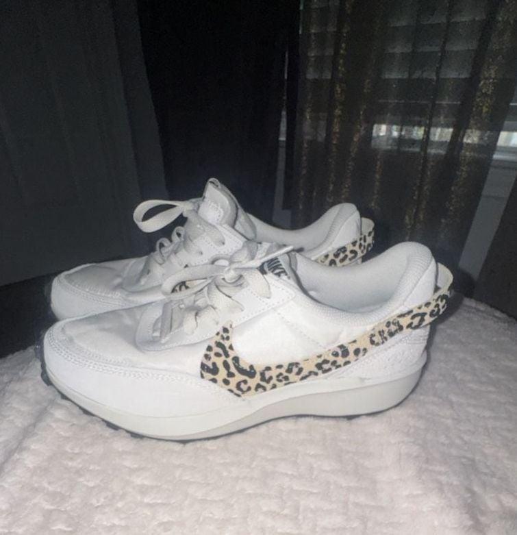 Nike Waffle Debut Leopard White Black Sneakers 3
