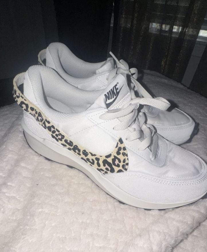 Nike Waffle Debut Leopard White Black Sneakers 4