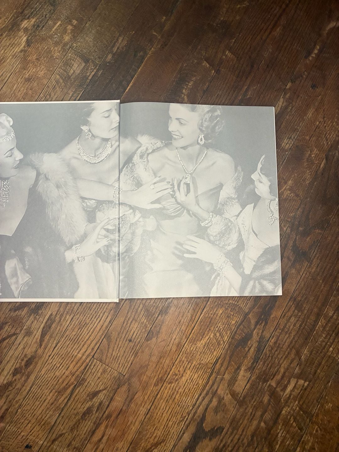 DK Smithsonian Gem The Definitive Visual Guide Hardcover Book 2