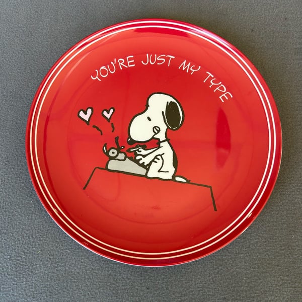 Pottery Barn Kids Snoopy Youre Just My Type Melamine Plate Red Set of 4