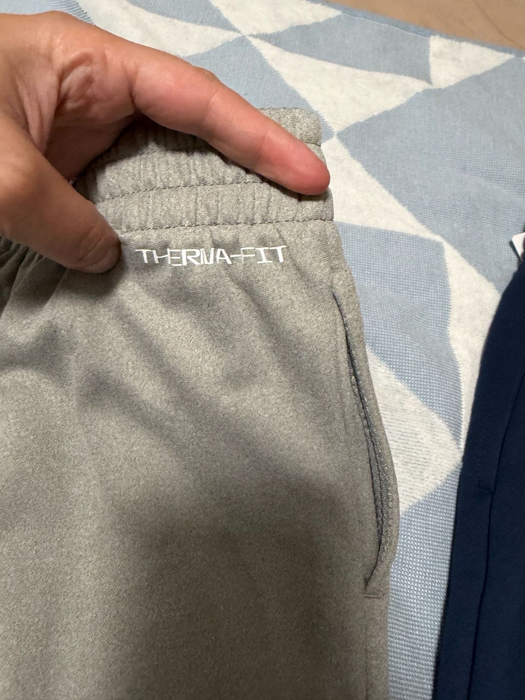 Nike Therma-Fit Joggers Size 7 Gray and Navy Lot of 2 7