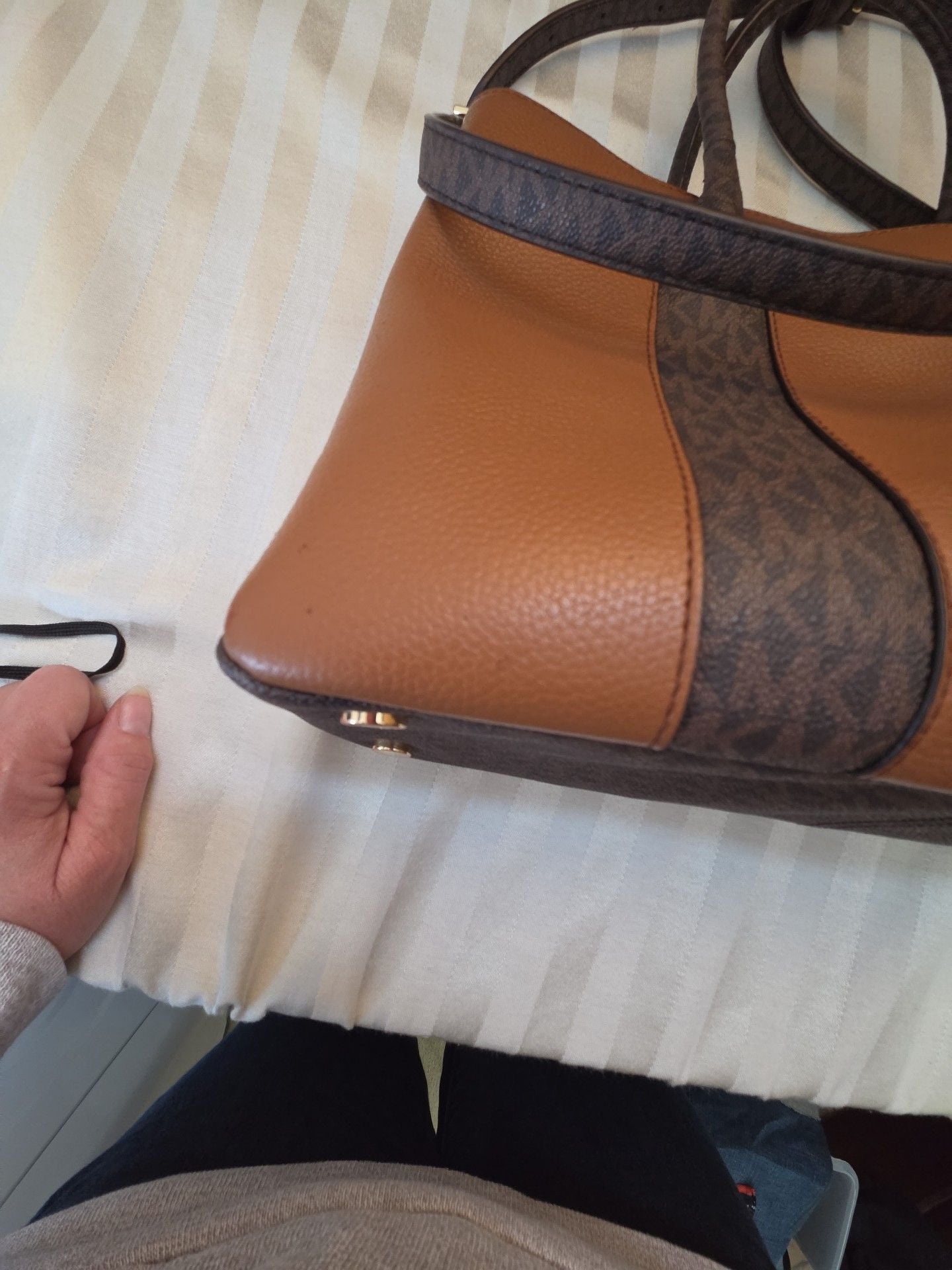 Michael Kors Austin Large Leather Tote Brown Logo 13