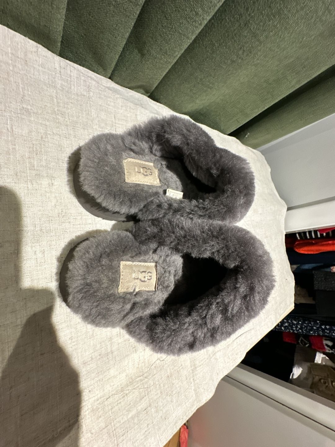 UGG Disquette Slippers Charcoal Gray Suede Platform 5