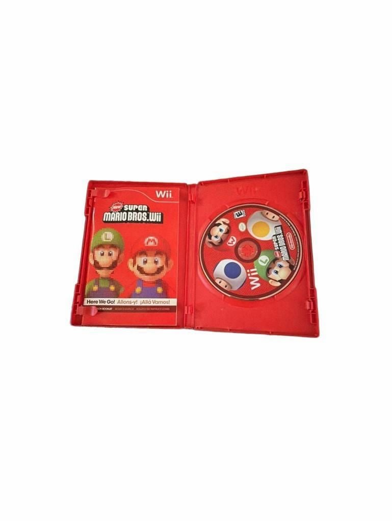 Nintendo New Super Mario Bros. Wii Video Game Complete 3
