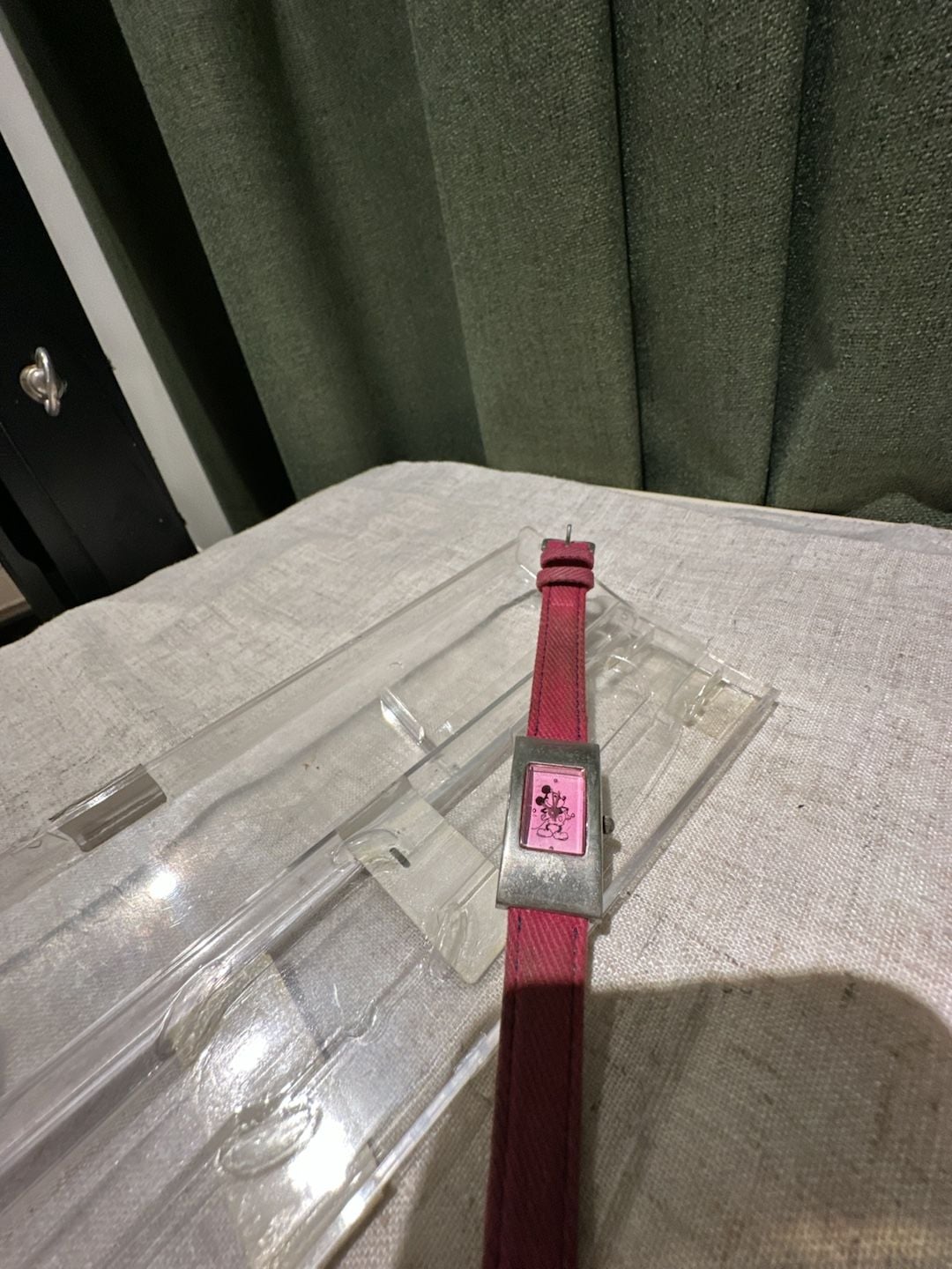 Disney Store Mickey Mouse Wristwatch Pink Dial Red Strap 4