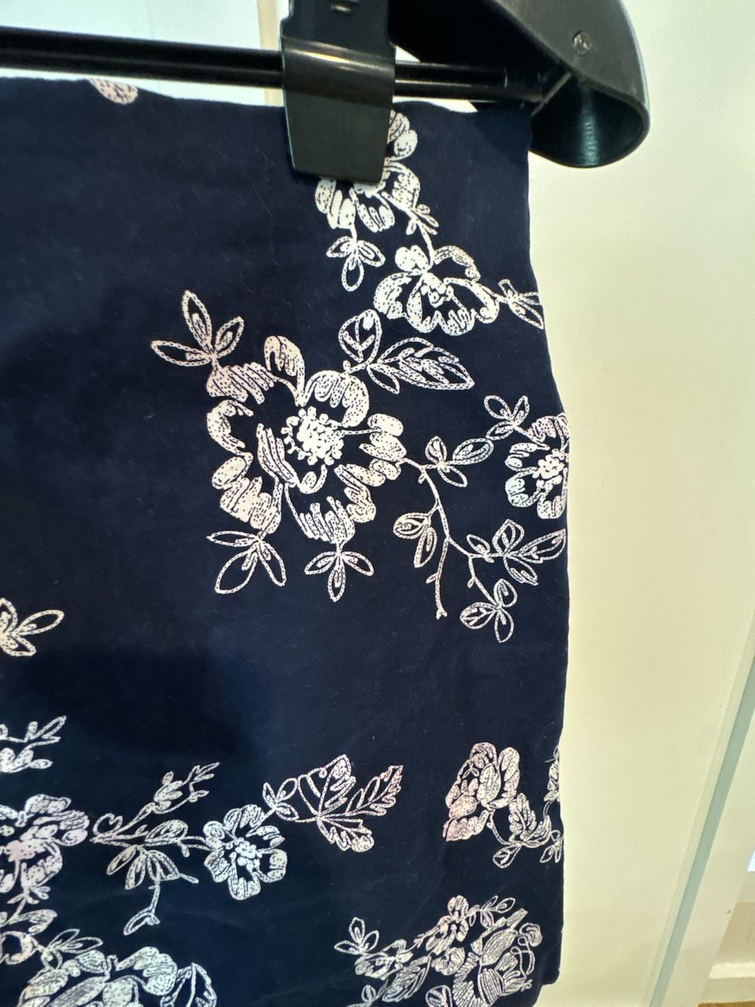 Talbots Skirt Size 14 Navy White Floral Print 4